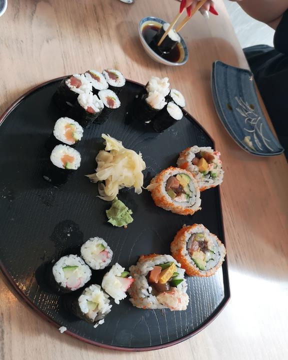 Tokyo Sushi